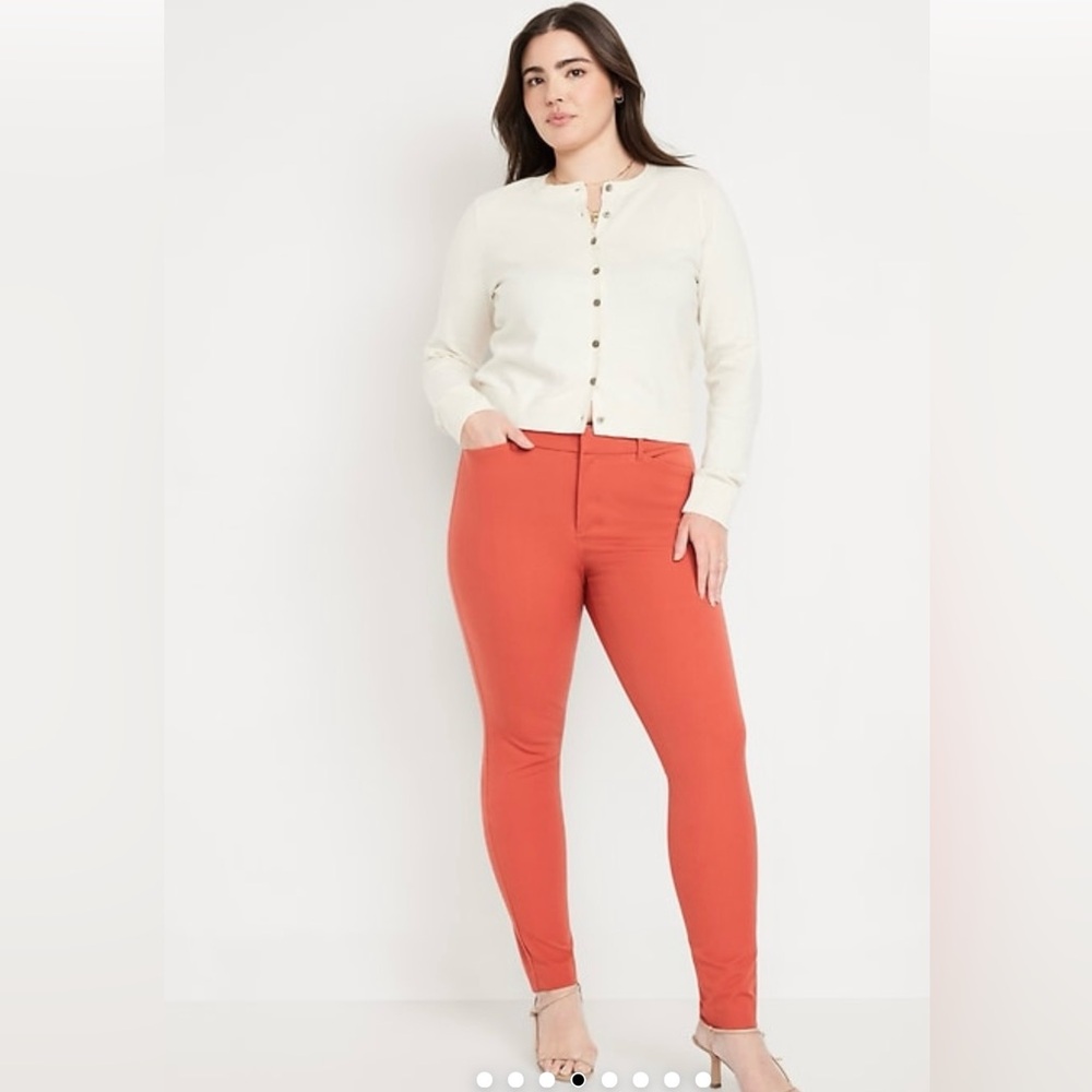 Old Navy Women's High-Rise Pixie Skinny Ankle pants in Ginger spice color